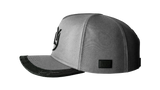 GORRA GRIS COLECCIÓN DELUXE 2025