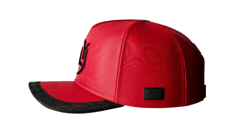 GORRA ROJA COLECCIÓN DELUXE 2025