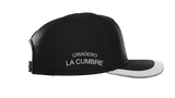 GORRA NEGRA COLECCIÓN DELUXE 2025